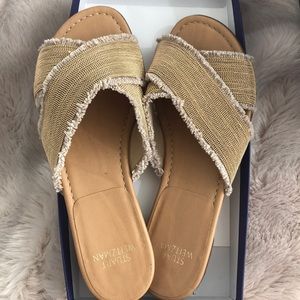Stuart Weitzman Edgeway Gold Sandals 💛